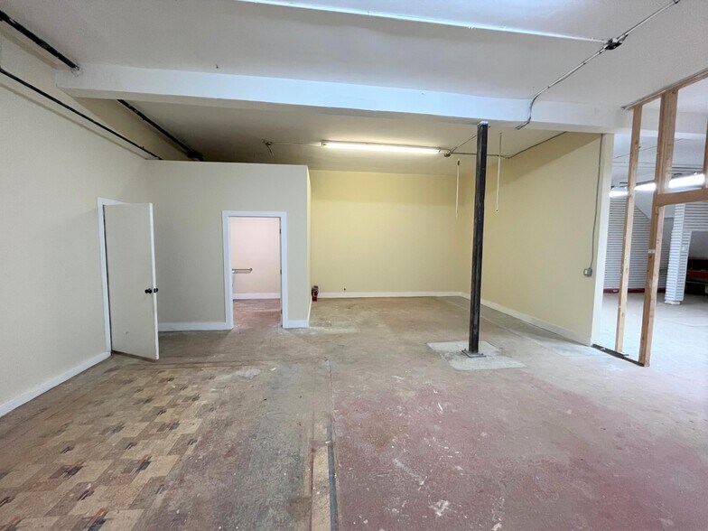 More Photos Of 5025-5031 Geary Blvd, San Francisco Storefront Retail Residential For Lease