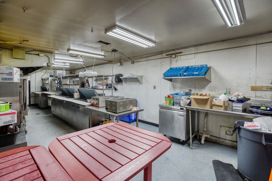 More Photos Of 5401 Coastal Hwy, Ocean City Restaurant For Sale
