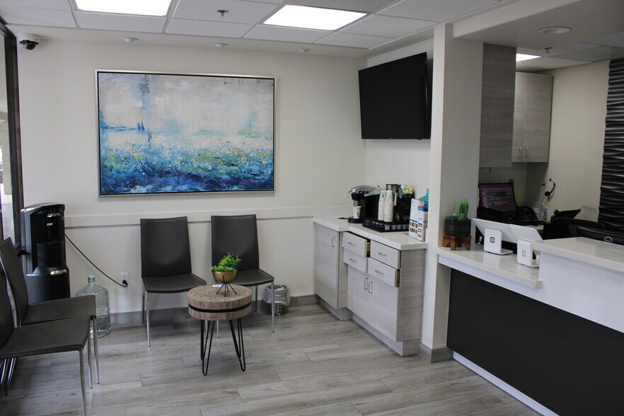 More Photos Of 355 Placentia Ave, Newport Beach Medical For Sale