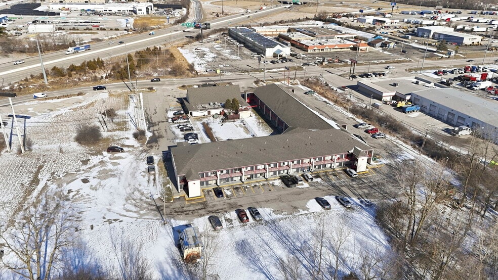 More Photos Of 3527 W Coliseum Blvd, Fort Wayne Hotel For Sale