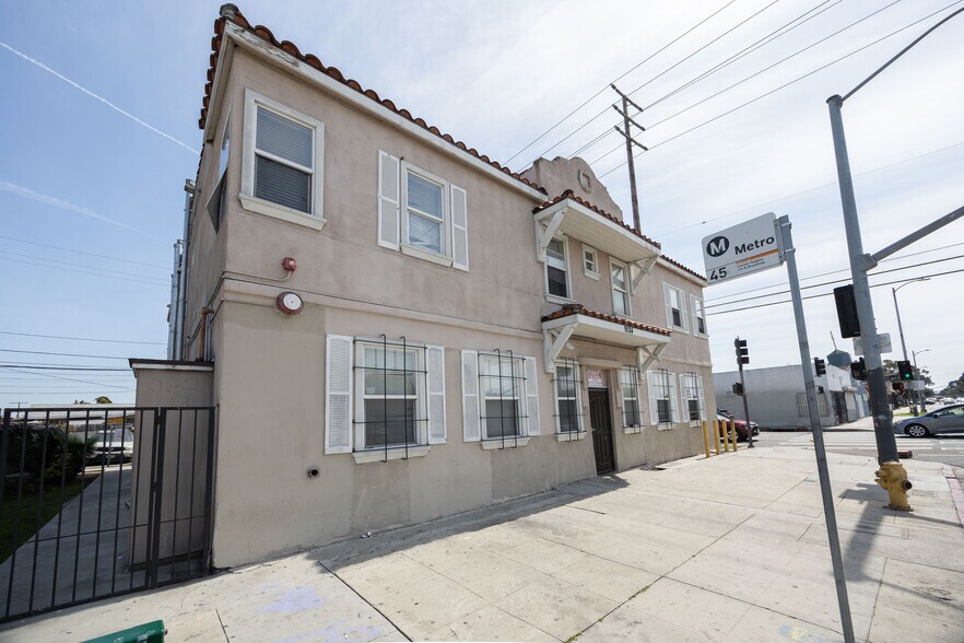 More Photos Of 9124 S Broadway, Los Angeles Apartments For Sale