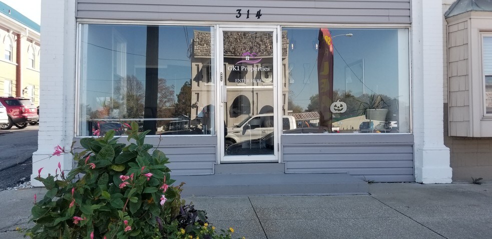 More Photos Of 314 S Buckman St, Shepherdsville Office Residential For Lease