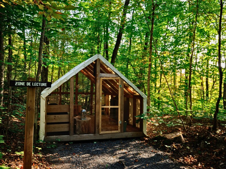 More Photos Of 999 Ch Du Lac N, Sainte-melanie Hotel For Sale