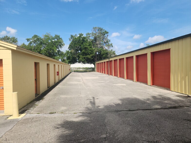More Photos Of 14709 NW 129th Ter, Alachua Self Storage For Sale
