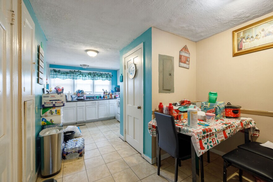 More Photos Of 4913 Chamberlayne Ave, Richmond Apartments For Sale