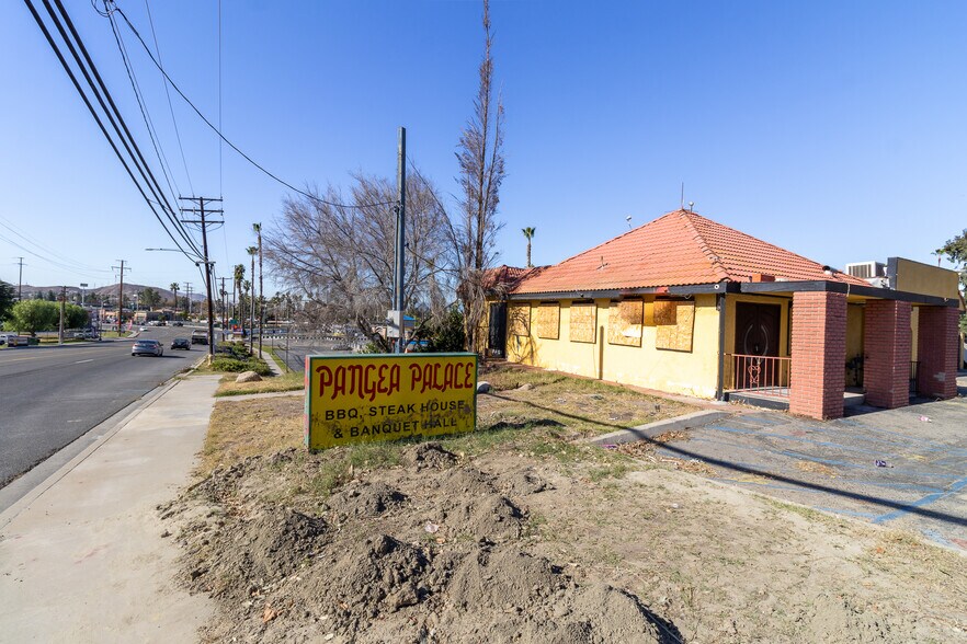 More Photos Of 1431 E Washington St, Colton Restaurant For Sale