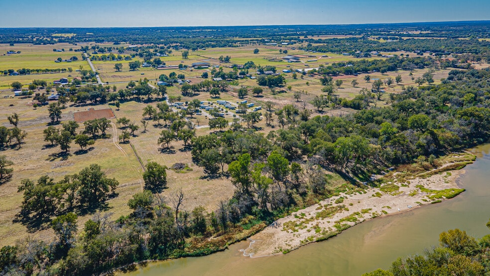 More Photos Of 1275-1299 Big Valley Cir, Lipan Trailer Camper Park For Sale