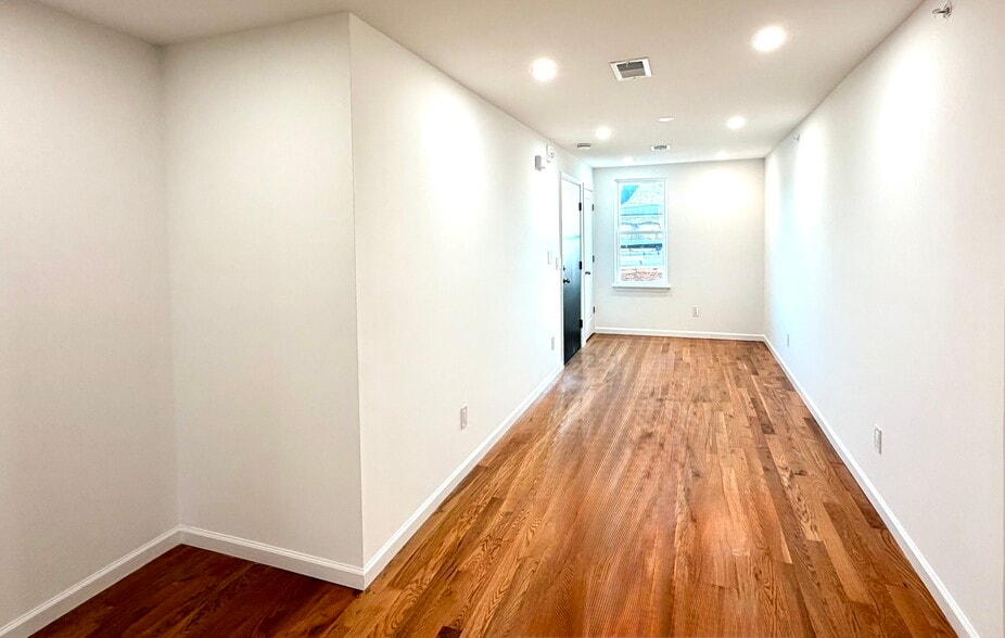 More Photos Of 5352 Cedar Ave, Philadelphia Apartments For Sale