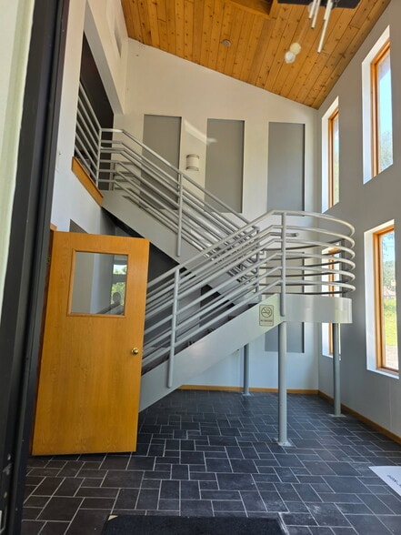 More Photos Of 1130 Sextonville Rd, Richland Center Medical For Lease