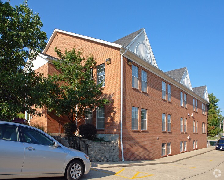 More Photos Of 4010 North Bend Rd, Cincinnati Medical For Lease