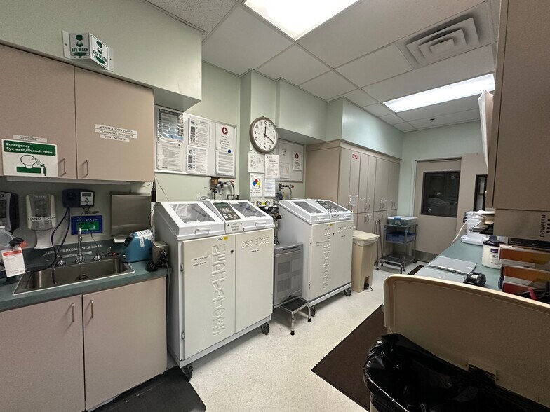 More Photos Of 1310 SE West Star Ave, Port Saint Lucie Hospital For Lease