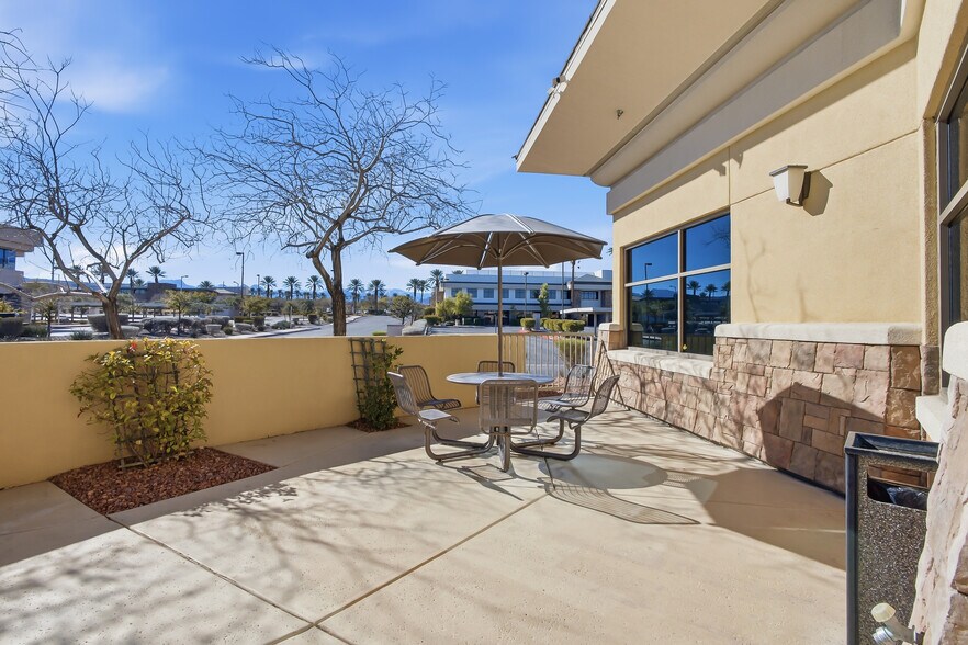 More Photos Of 10151 Park Run Dr, Las Vegas Office For Sale