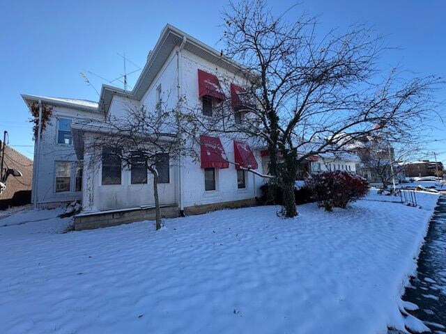 More Photos Of 325 E Washington St, Muncie Office For Sale