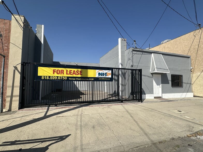 Primary Photo Of 14719 Lull St, Van Nuys Warehouse For Lease