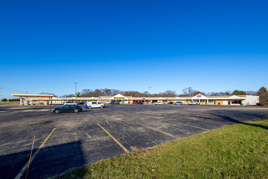 More Photos Of 12200 N Brentfield Dr, Dunlap Unknown For Lease