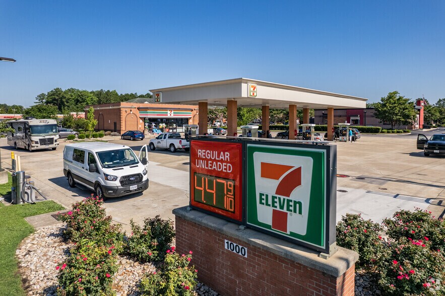 More Photos Of 1000 Centerbrooke Ln, Suffolk Convenience Store For Sale