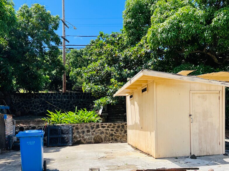 More Photos Of 322 Auwaiolimu St, Honolulu Land For Sale