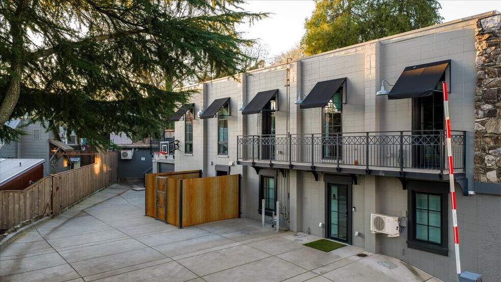 More Photos Of 224 Church St, Nevada City Office For Sale