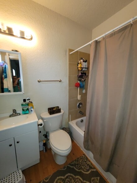 More Photos Of 10911 Baltic St, San Antonio Apartments For Sale