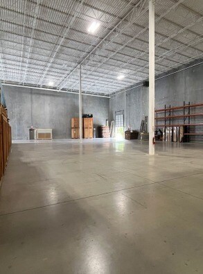 More Photos Of 2500 Brushy Creek Loop, Cedar Park Warehouse For Lease