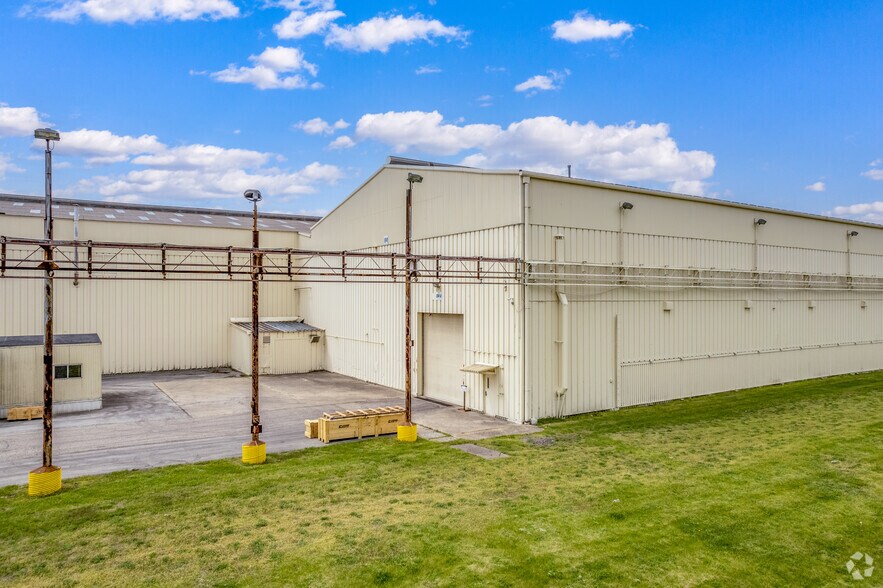 More Photos Of 2601 S Verity Pky, Middletown Warehouse For Lease