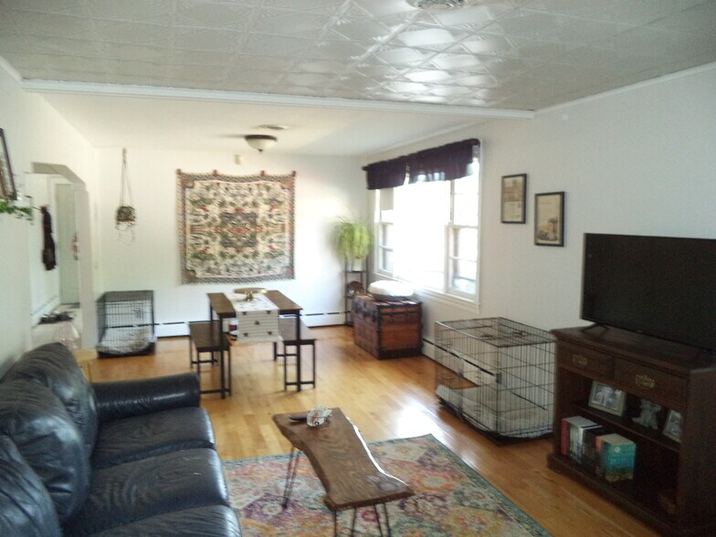 More Photos Of 1391 Hooksett Rd, Hooksett Restaurant For Sale