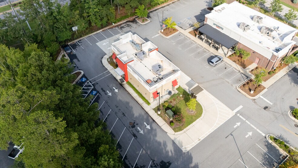 More Photos Of 2021 Commerce Dr N, Peachtree City General Retail For Sale
