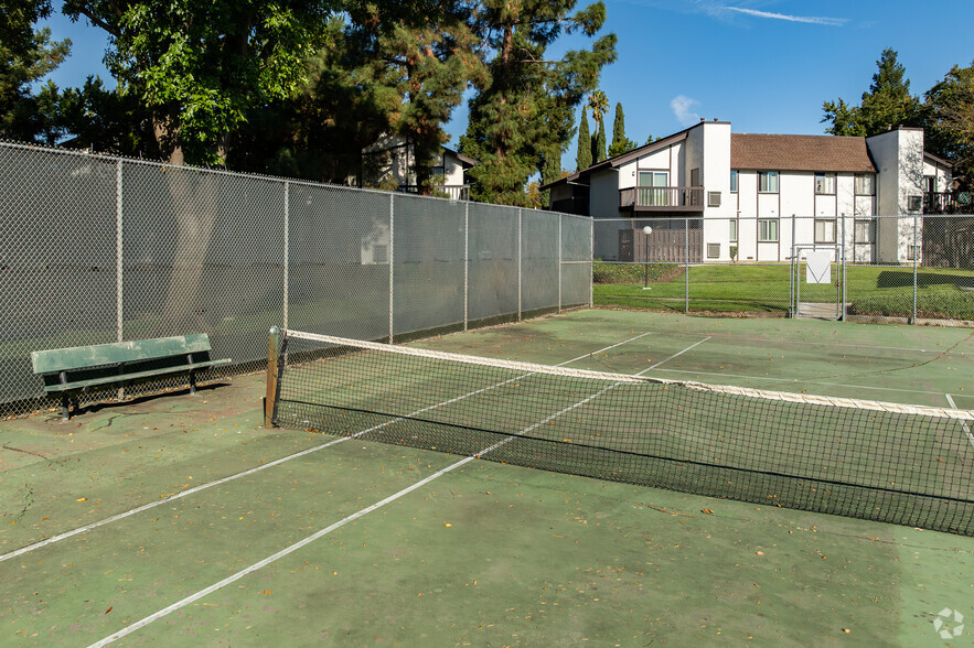 More Photos Of 1700 E Tabor Ave, Fairfield Apartments For Sale