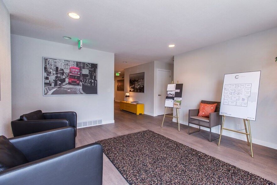 More Photos Of 302 N 3rd St, Watertown Office For Sale