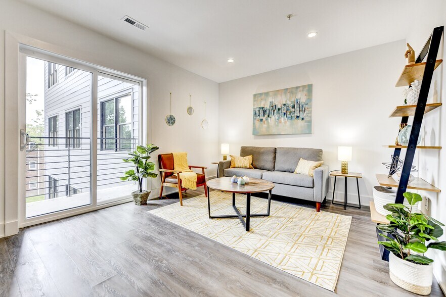 More Photos Of 1122 Bladensburg Rd NE, Washington Apartments For Sale