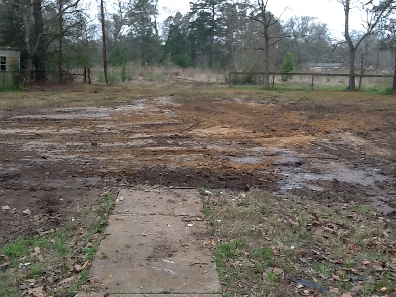 Primary Photo Of 951 Mizell Rd, Conroe Land For Sale