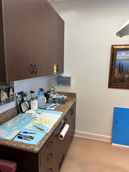 More Photos Of 2101-2131 San Joaquin Hills Rd, Newport Beach Medical For Lease