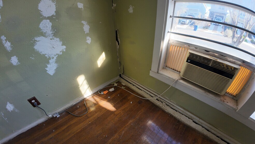 More Photos Of 401 Natalen Ave, San Antonio Multifamily For Sale