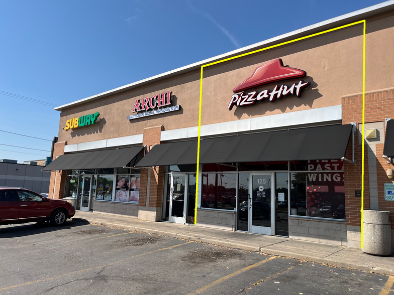 Primary Photo Of 121-131 Collins St, Joliet Storefront For Lease