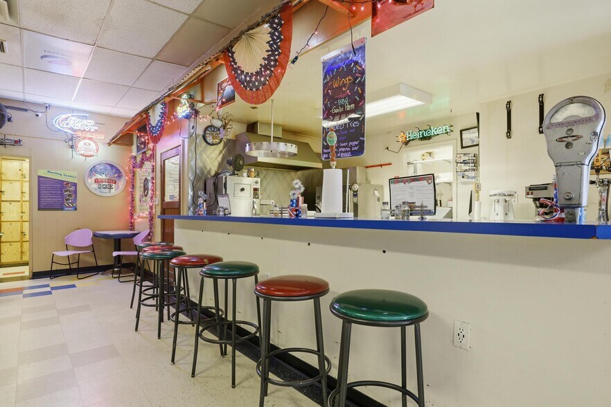 More Photos Of 420 Main St, Colusa Bowling Alley For Sale