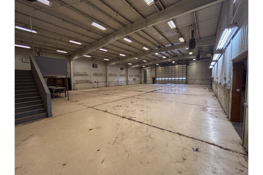 More Photos Of SE 241 SE 10 Ave, Great Bend Warehouse For Sale