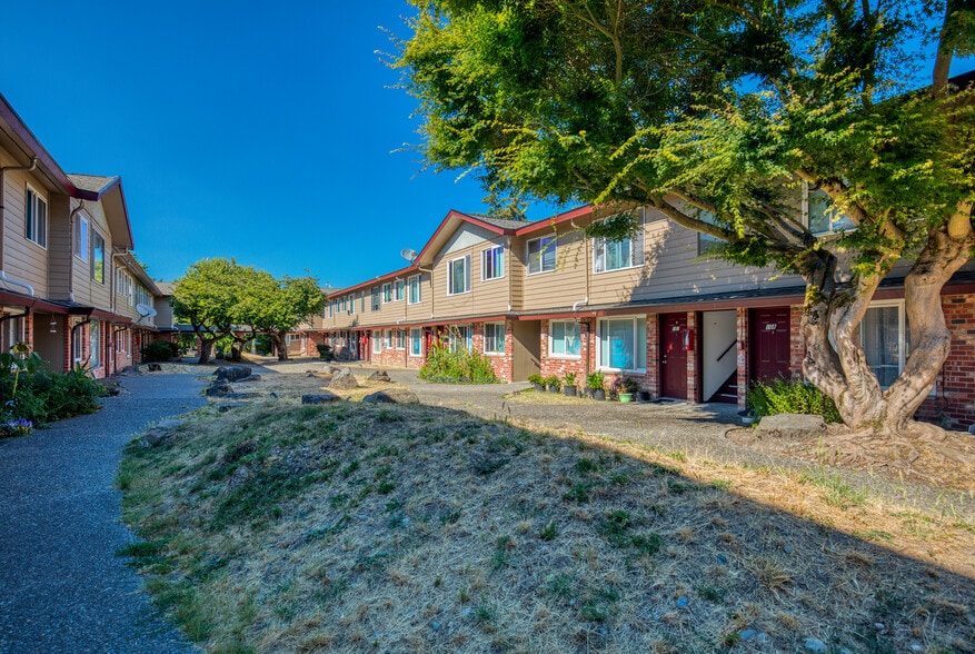 More Photos Of 3465 S 144th St, Tukwila Apartments For Sale