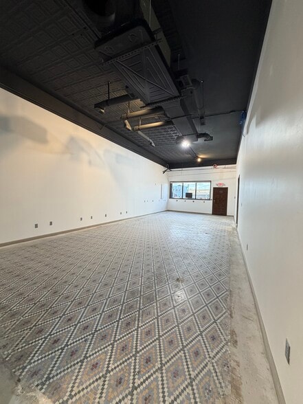 More Photos Of 100 E Main St, Johnson City General Retail For Lease