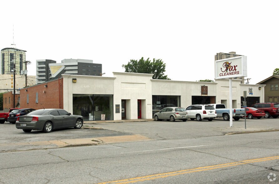 Primary Photo Of 1730-1732 S Boston Ave, Tulsa Unknown For Lease