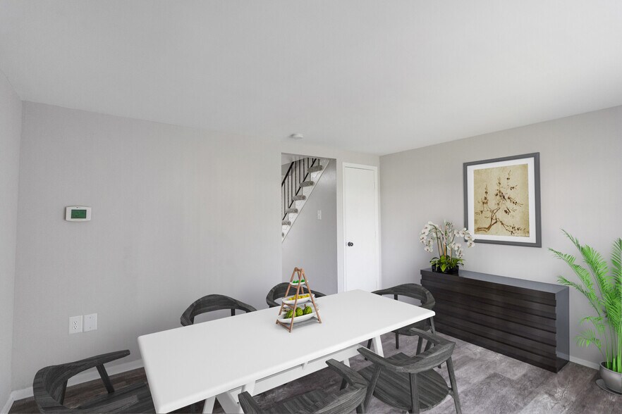 More Photos Of 41 Stemmers Run Rd, Essex Apartments For Sale