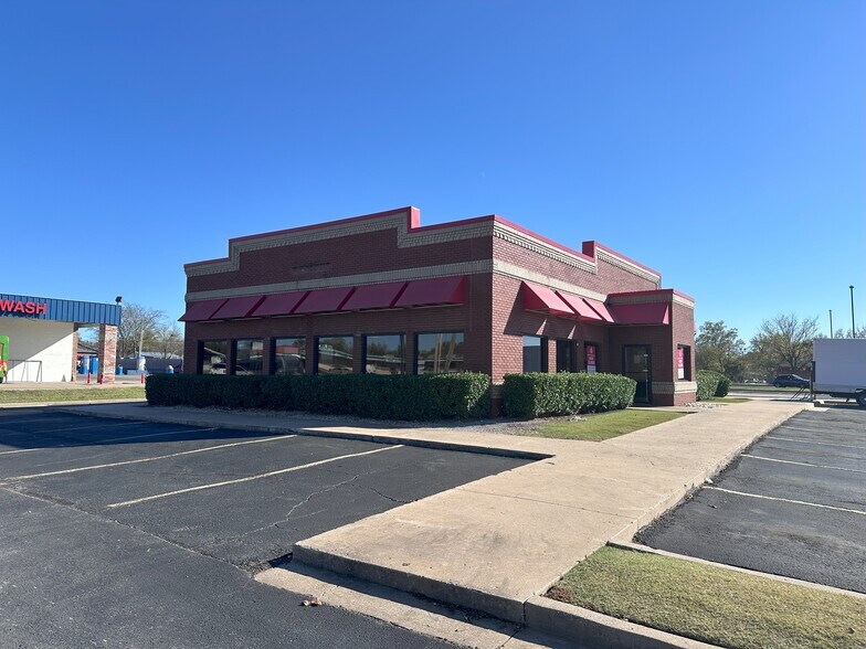 More Photos Of 12916 E 21st St, Tulsa General Retail For Sale