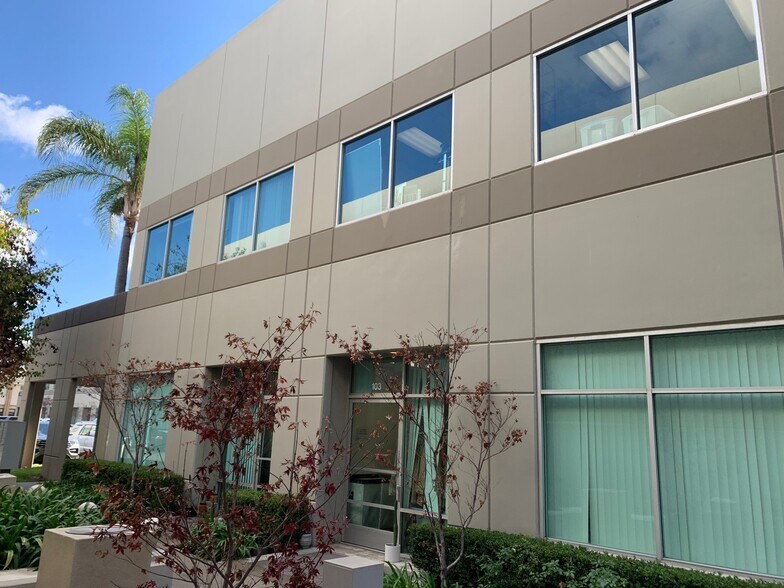 More Photos Of 5862 Bolsa Ave, Huntington Beach Manufacturing For Lease