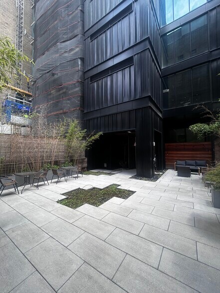 More Photos Of 809 Broadway, New York Office For Lease