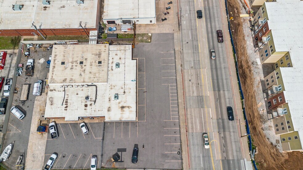 More Photos Of 1307 W 22nd Pl, Tulsa General Retail For Sale