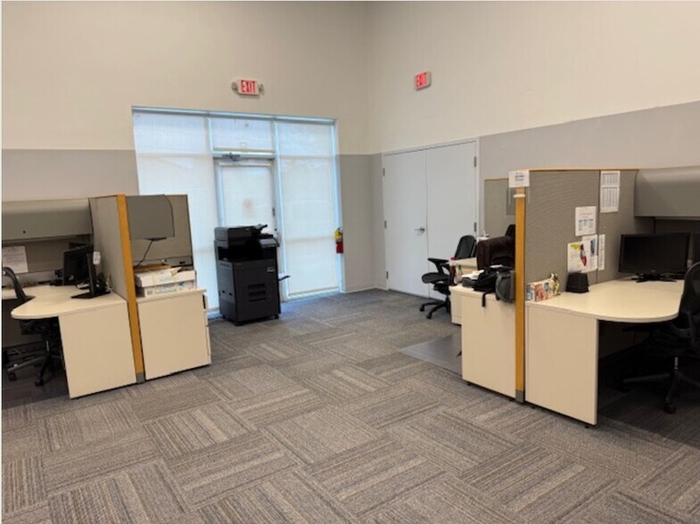 More Photos Of 5051 NW 13th Ave, Pompano Beach Light Distribution For Lease