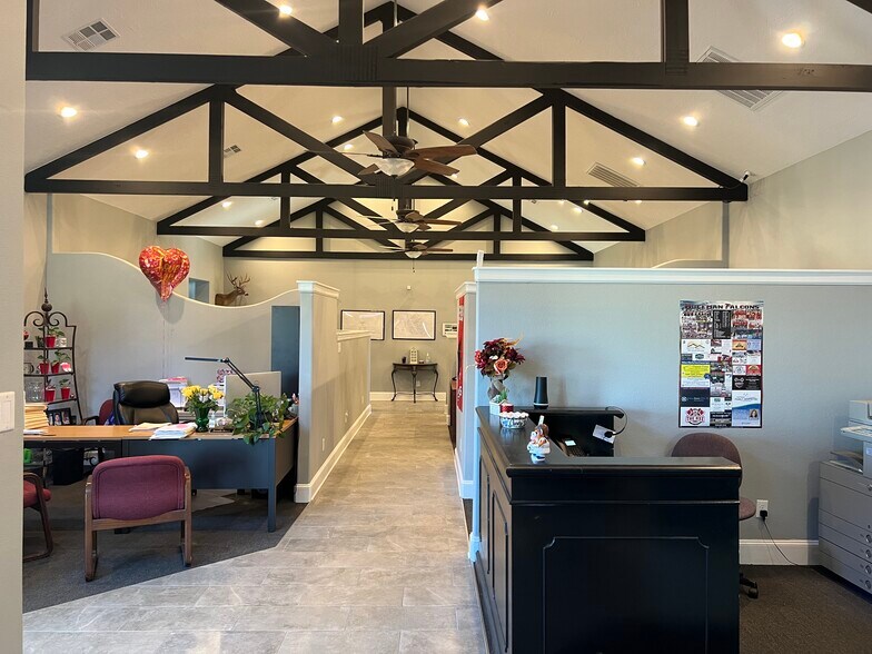 More Photos Of 11906 FM 1960, Huffman General Retail For Sale