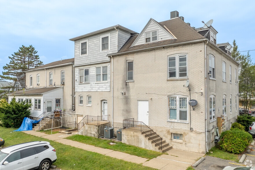 More Photos Of 1440 Washington St, Easton Apartments For Sale