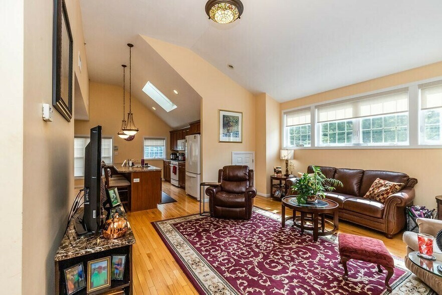 More Photos Of 7 Christy Dr, Brockton Office Residential For Sale
