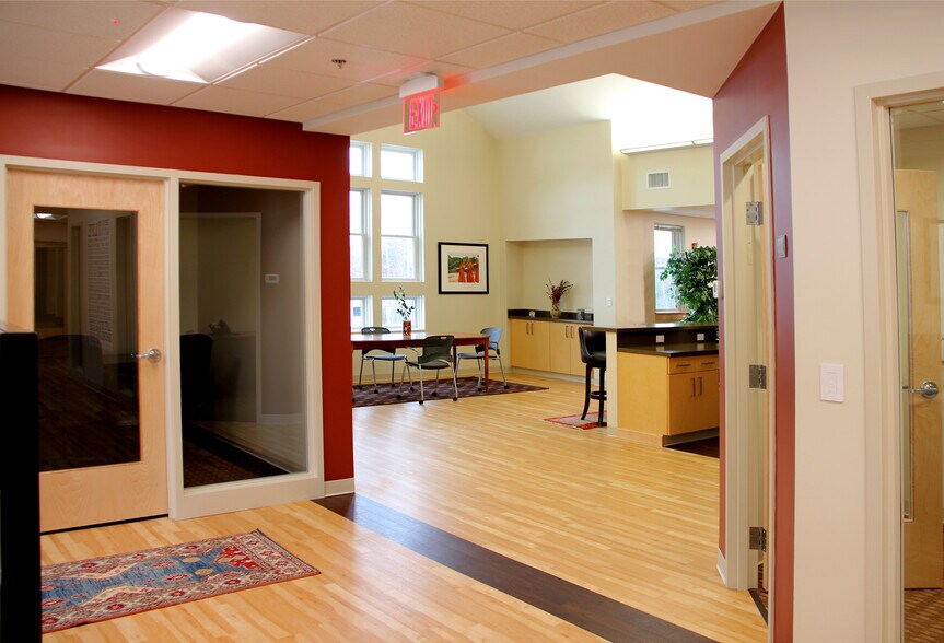 More Photos Of 198 Ayer Rd, Harvard Medical For Lease