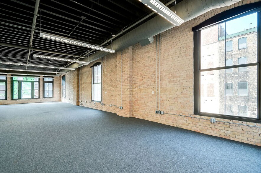 More Photos Of 211 N 1st St, Minneapolis Loft Creative Space For Lease
